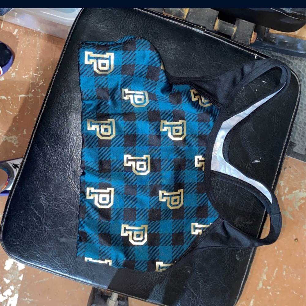 Victoria Secret pink sports bras